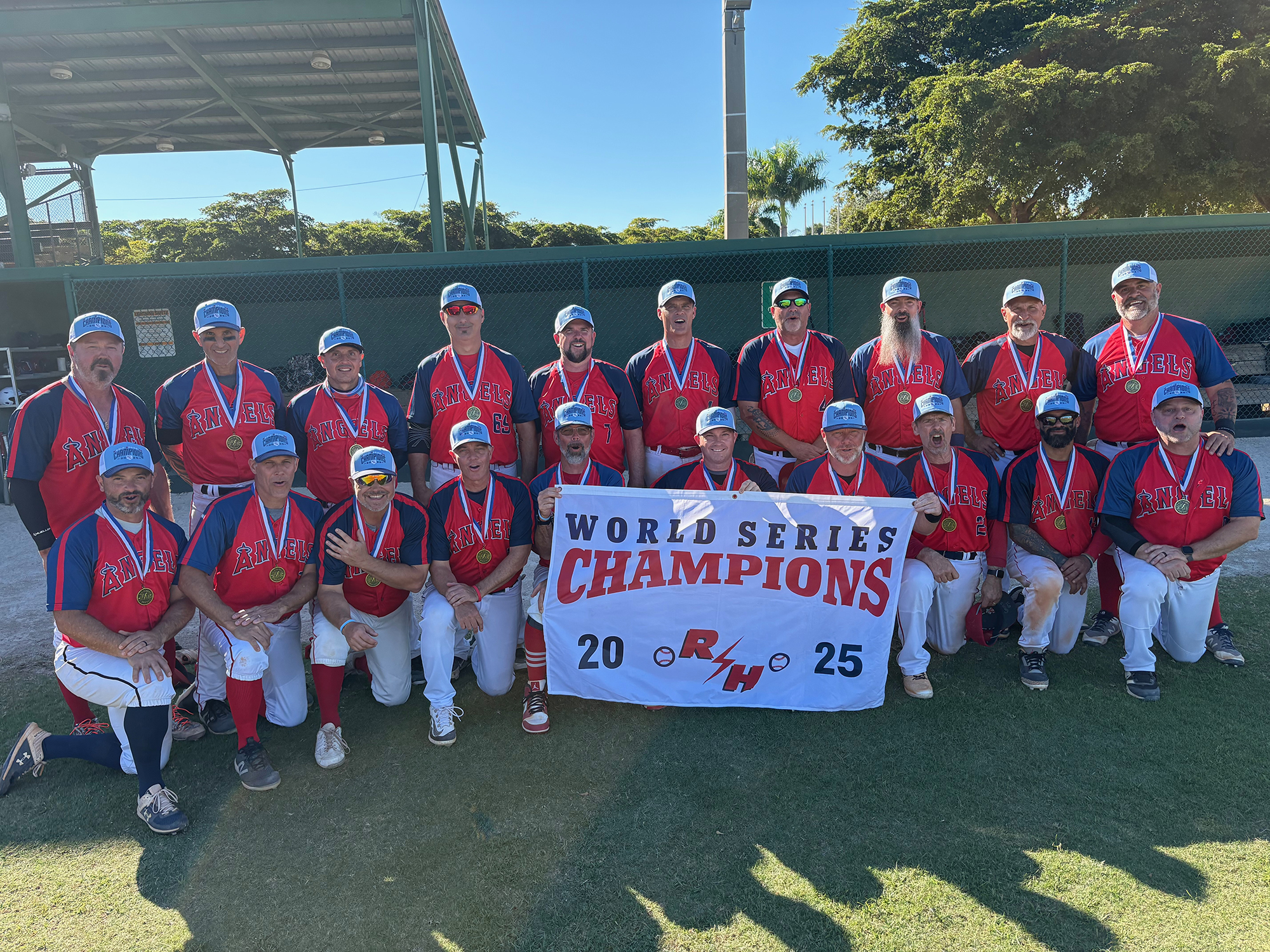 NEO Angels Team Championship Photo