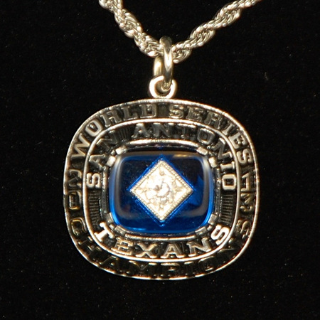14 H700 Stadium Pendant w single CZ mounting large